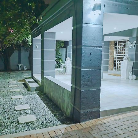 Zhantique Guest House 1- Unit 2 Boksburg Exterior foto
